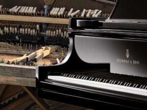 Old and New Pianos